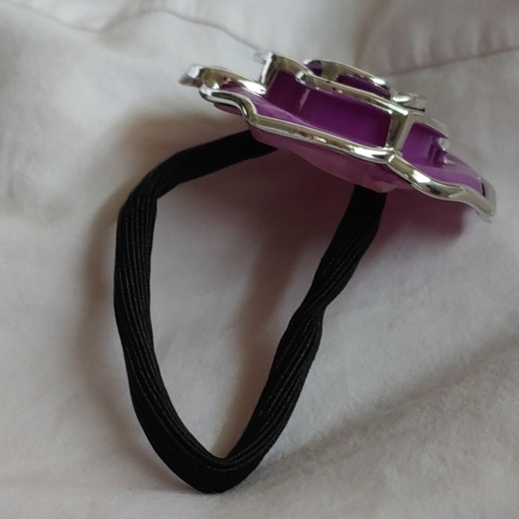 Flower hairtie - Picture 5 of 5